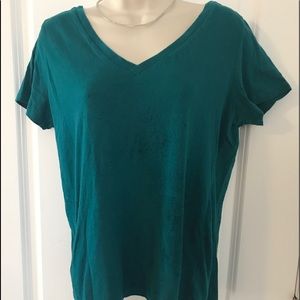 V neck short sleeve shirt